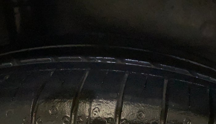 2017 Honda Jazz 1.2L I-VTEC V AT, Petrol, Automatic, 82,232 km, Right Rear Tyre Tread