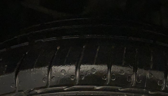 2017 Honda Jazz 1.2L I-VTEC V AT, Petrol, Automatic, 82,232 km, Left Front Tyre Tread