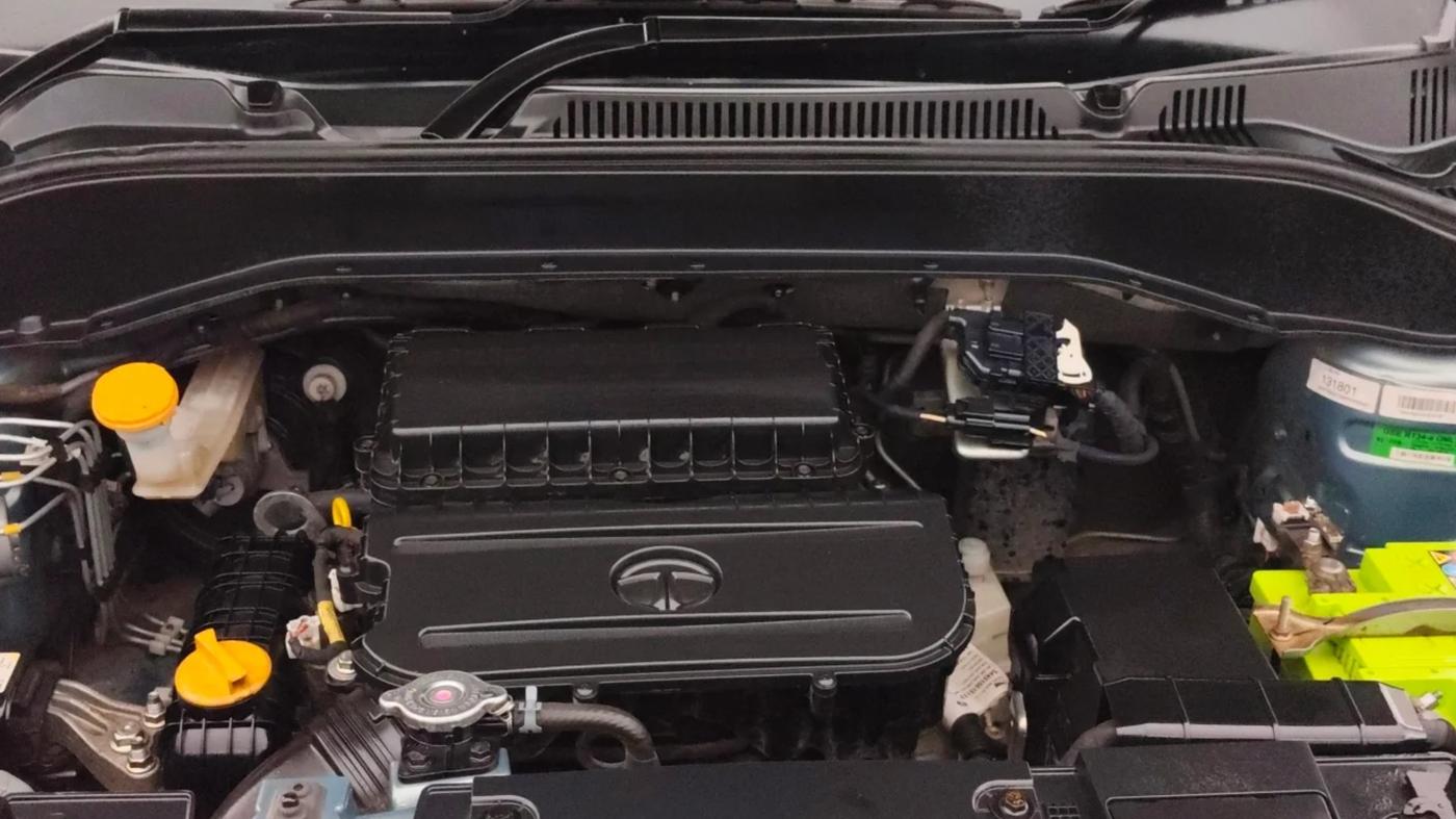 2021 Tata PUNCH CREATIVE  AMT, Petrol, Automatic, 22,727 km, Engine View