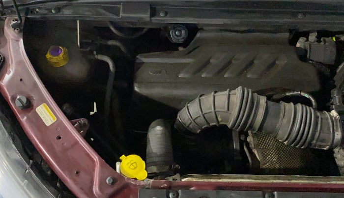 2018 Mahindra MARAZZO M2 8 STR, Diesel, Manual, 73,418 km, Engine View - Right