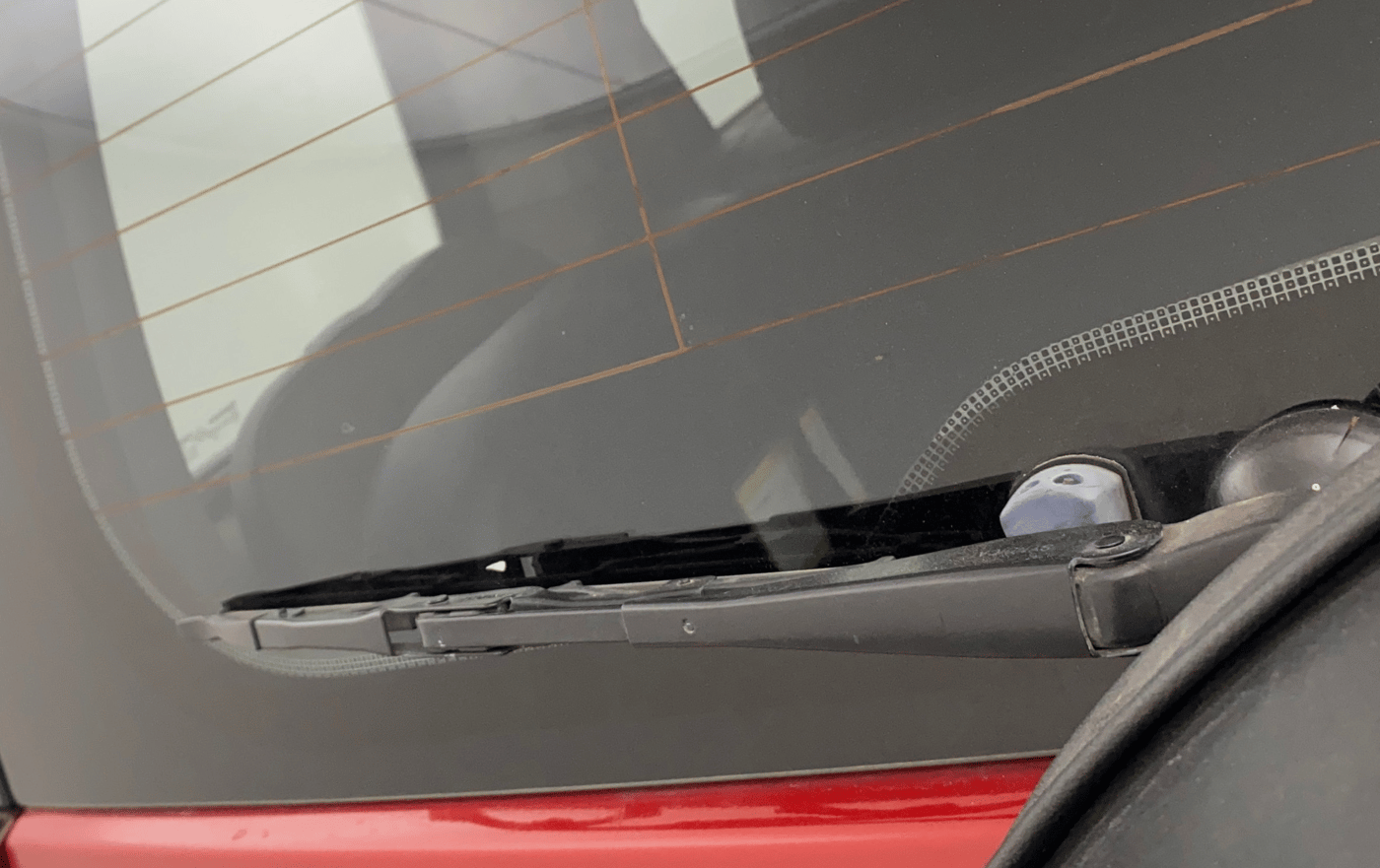 2018 Mahindra TUV300 T10, Diesel, Manual, 74,032 km, Rear Wiper