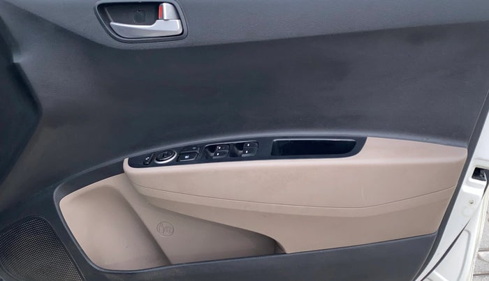 2018 Hyundai Grand i10 ASTA 1.2 KAPPA VTVT, Petrol, Manual, 97,963 km, Driver Side Door Panels Control