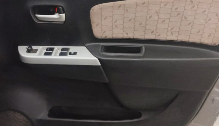 2016 Maruti Wagon R 1.0 VXI AMT, Petrol, Automatic, 66,853 km, Driver Side Door Panels Control