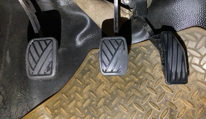 2018 Maruti Swift VXI, Petrol, Manual, 91,957 km, Pedals