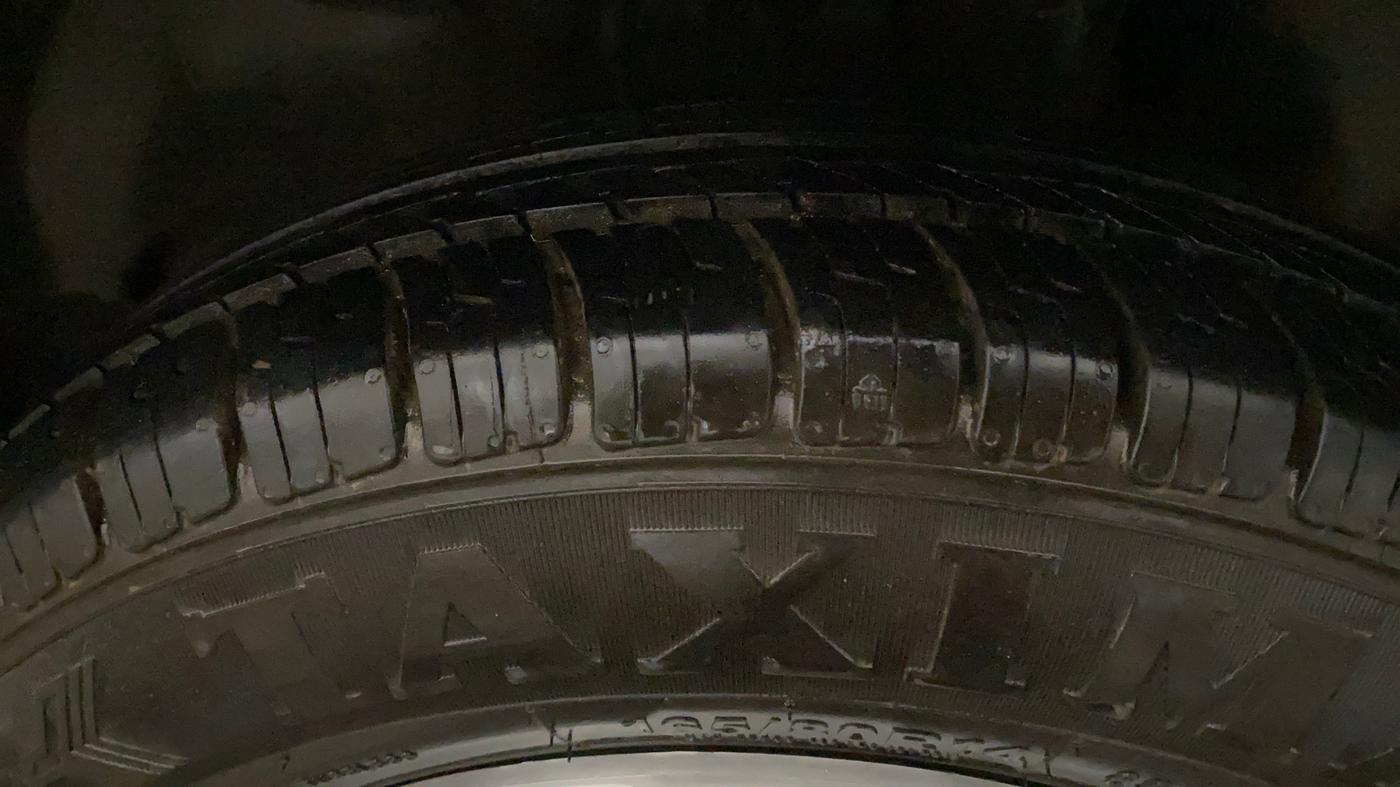2018 Maruti Swift VXI, Petrol, Manual, 91,957 km, Left Rear Tyre Tread