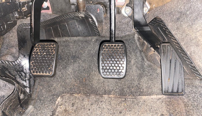 2015 Maruti Alto K10 VXI, Petrol, Manual, 82,153 km, Pedals