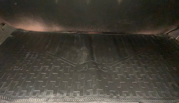 2015 Maruti Alto K10 VXI, Petrol, Manual, 82,153 km, Boot Inside