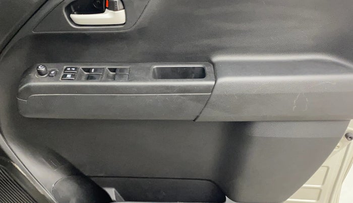 2021 Maruti New Wagon-R ZXI 1.2, Petrol, Manual, 11,042 km, Driver Side Door Panels Control
