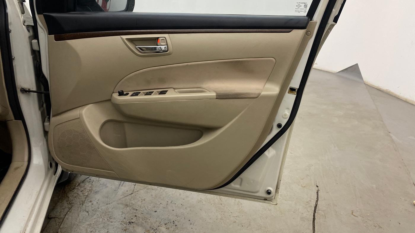 2015 Maruti Swift Dzire VDI, Diesel, Manual, 1,04,191 km, Driver Side Door Panels Control