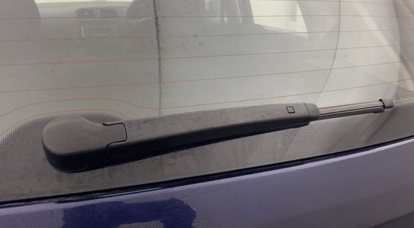 2015 Volkswagen Polo COMFORTLINE 1.2L, Petrol, Manual, 97,230 km, Rear Wiper