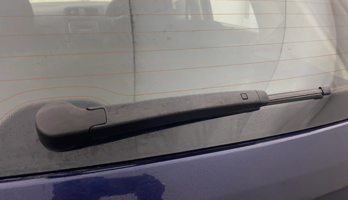 2015 Volkswagen Polo COMFORTLINE 1.2L, Petrol, Manual, 97,230 km, Rear Wiper