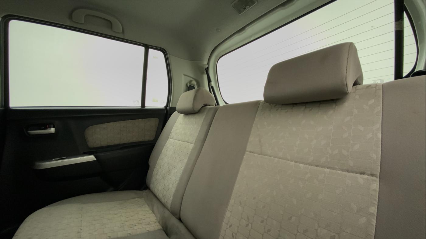 2016 Maruti Wagon R 1.0 VXI AMT, Petrol, Automatic, 40,417 km, Right Side Rear Door Cabin
