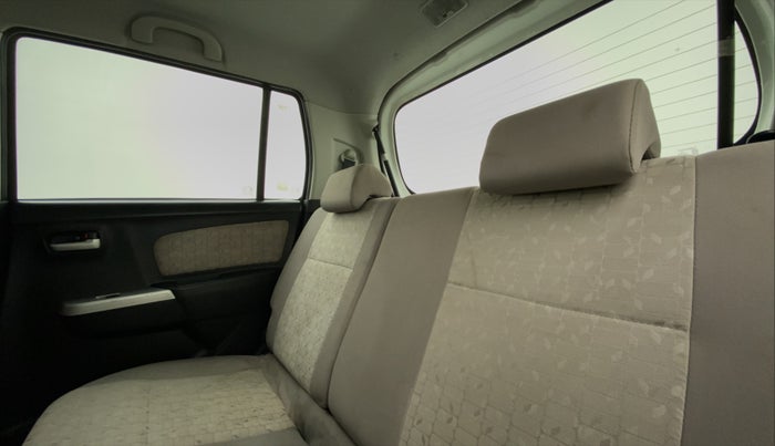 2016 Maruti Wagon R 1.0 VXI AMT, Petrol, Automatic, 40,417 km, Right Side Rear Door Cabin