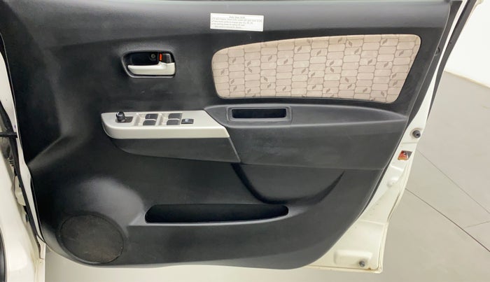 2016 Maruti Wagon R 1.0 VXI AMT, Petrol, Automatic, 40,417 km, Driver Side Door Panels Control