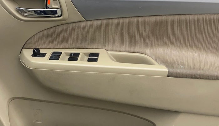 2014 Maruti Ertiga VXI, Petrol, Manual, 1,18,800 km, Driver Side Door Panels Control