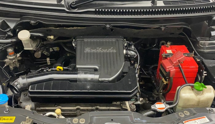 2014 Maruti Ertiga VXI, Petrol, Manual, 1,18,800 km, Engine View