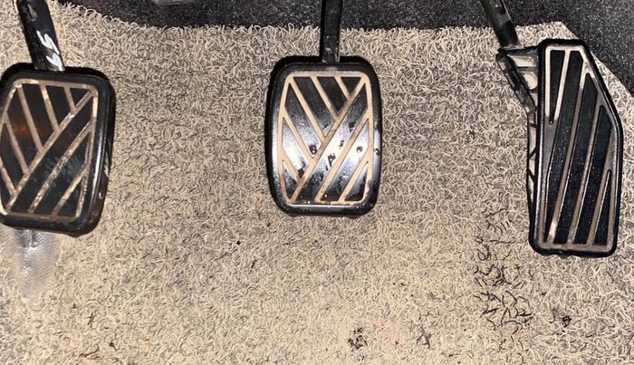 2018 Maruti Baleno ZETA PETROL 1.2, Petrol, Manual, 32,375 km, Pedals