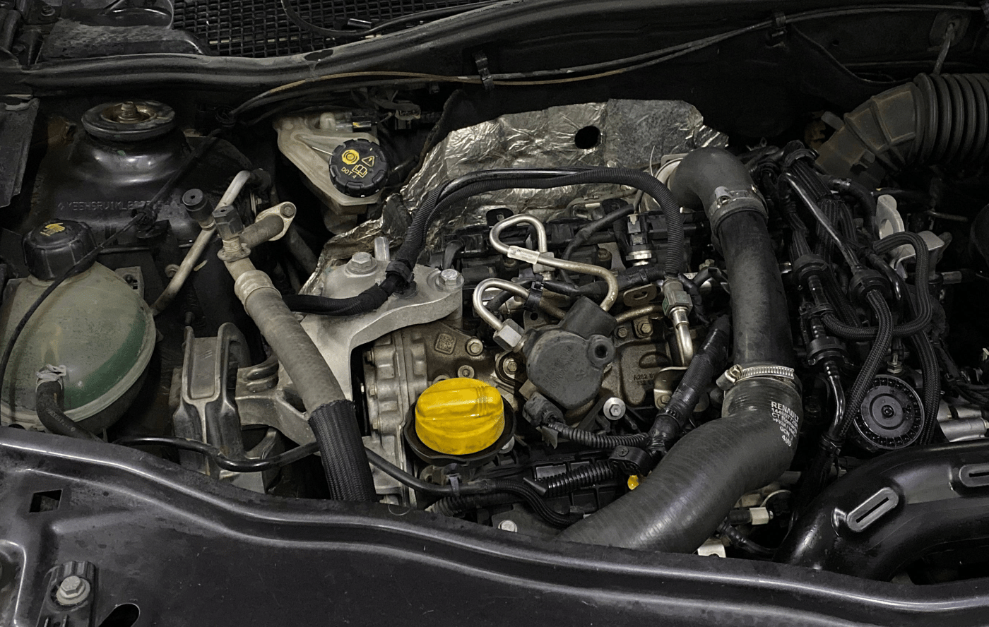 2020 Renault Duster RXZ 1.3 TURBO PETROL CVT, Petrol, Automatic, 42,498 km, Engine View - Right