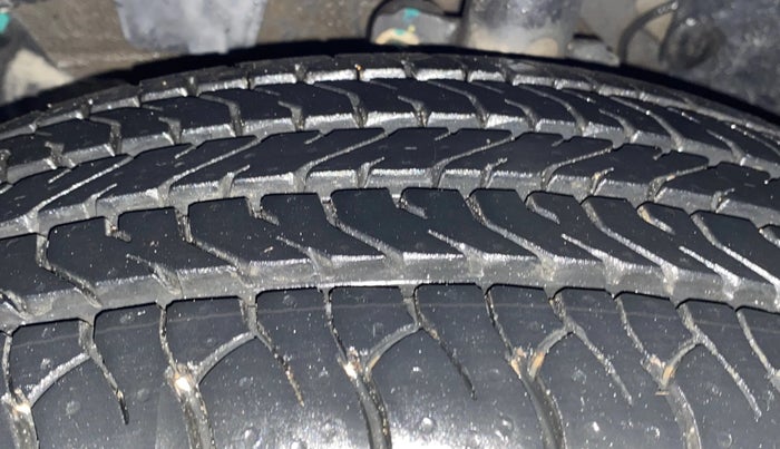 2020 Renault Duster RXZ 1.3 TURBO PETROL CVT, Petrol, Automatic, 42,498 km, Left Front Tyre Tread