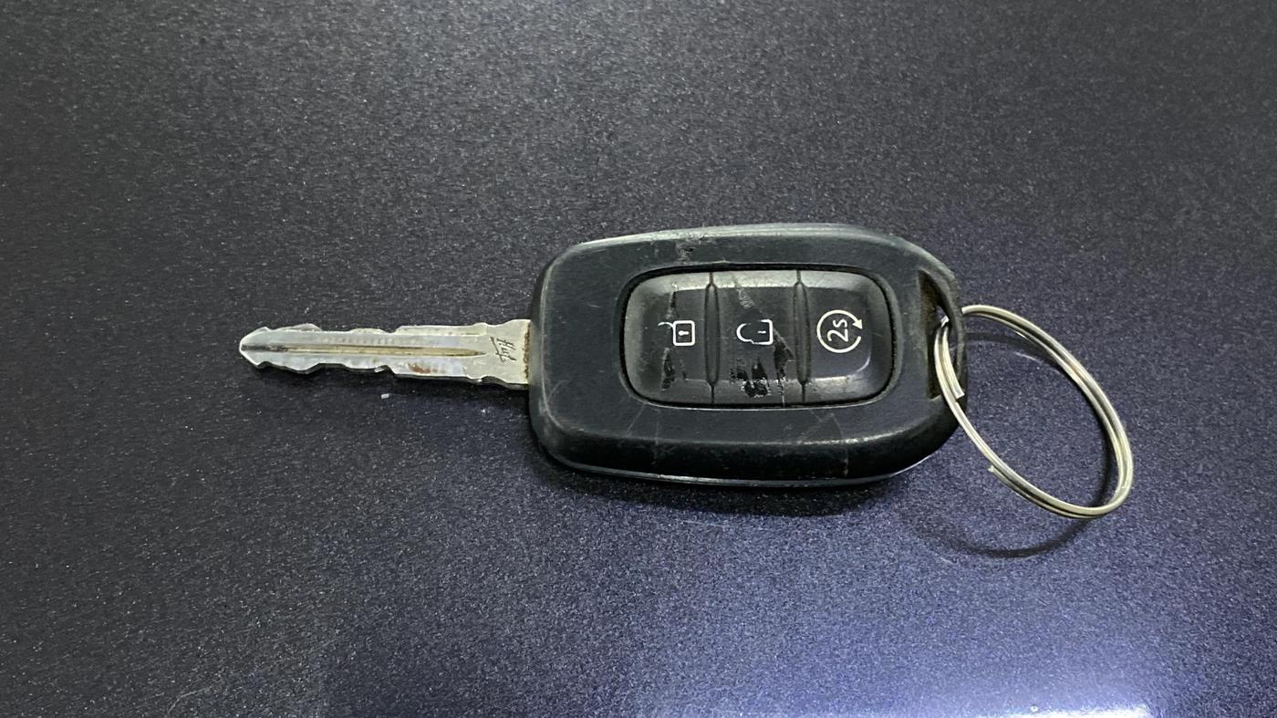 2020 Renault Duster RXZ 1.3 TURBO PETROL CVT, Petrol, Automatic, 42,498 km, Key Close Up