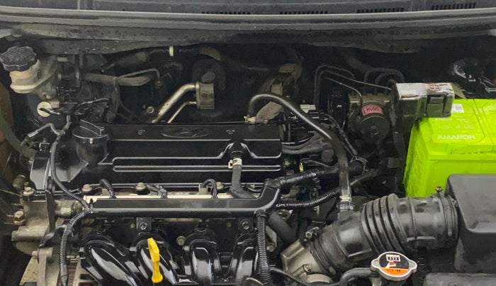 2016 Hyundai i20 Active 1.2 S, Petrol, Manual, 1,00,921 km, Engine View