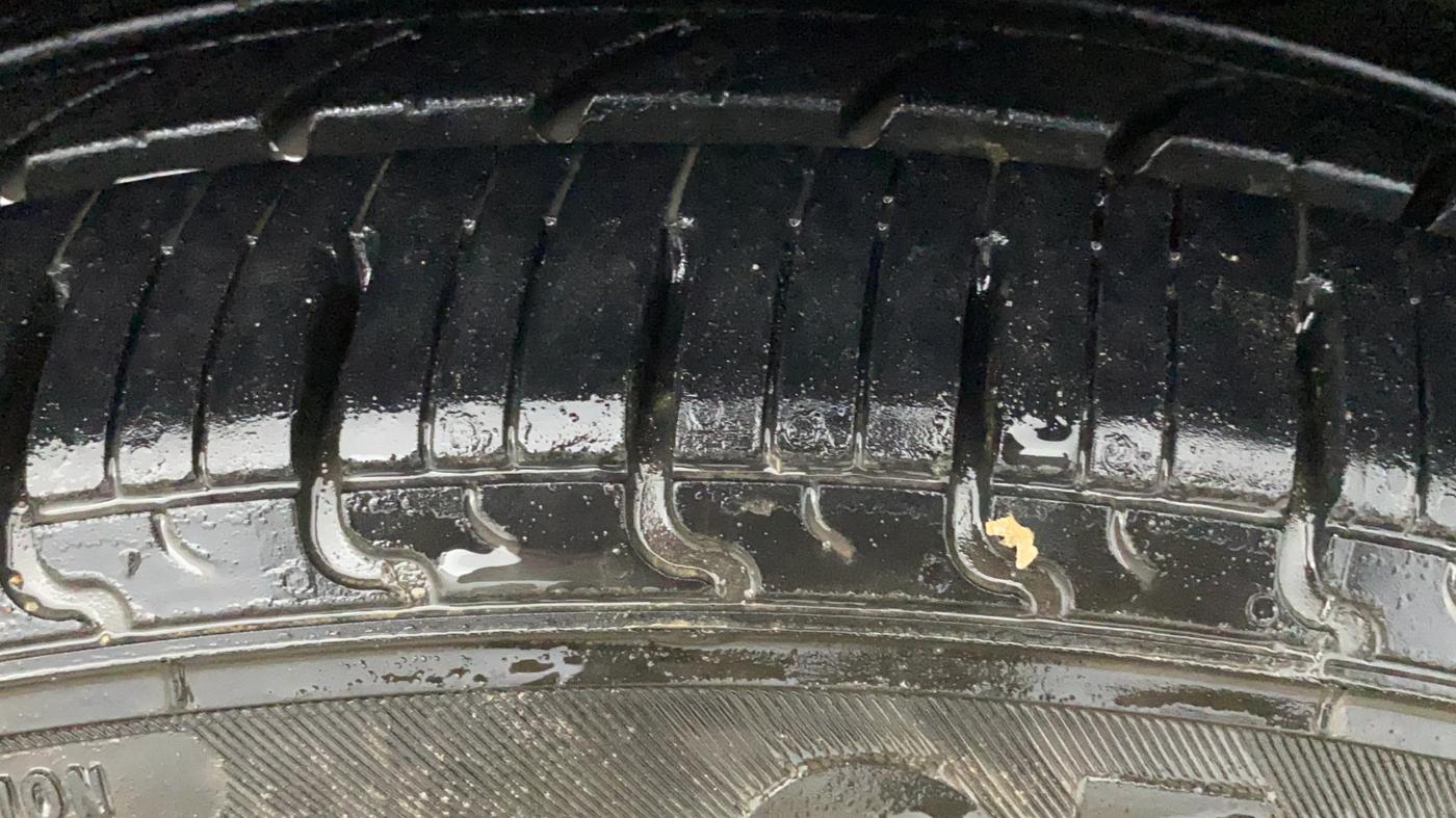 2020 Maruti Celerio ZXI, Petrol, Manual, 1,03,373 km, Right Front Tyre Tread