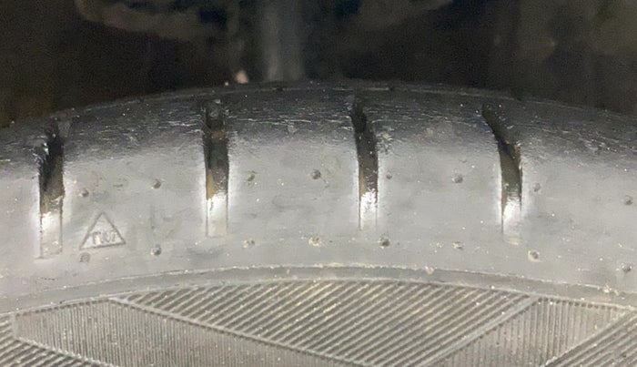 2020 Maruti Baleno ZETA PETROL 1.2, Petrol, Manual, 57,158 km, Right Front Tyre Tread