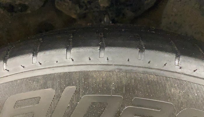 2018 Honda WR-V 1.5L I-DTEC VX MT, Diesel, Manual, 1,09,212 km, Right Front Tyre Tread