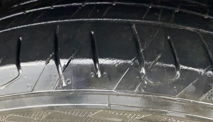 2014 Ford Ecosport TITANIUM 1.5L PETROL, Petrol, Manual, 62,861 km, Right Front Tyre Tread