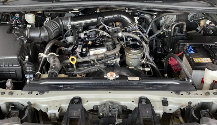 2022 Toyota Innova Crysta 2.7 ZX AT 7 STR, Petrol, Automatic, 10,460 km, Engine View