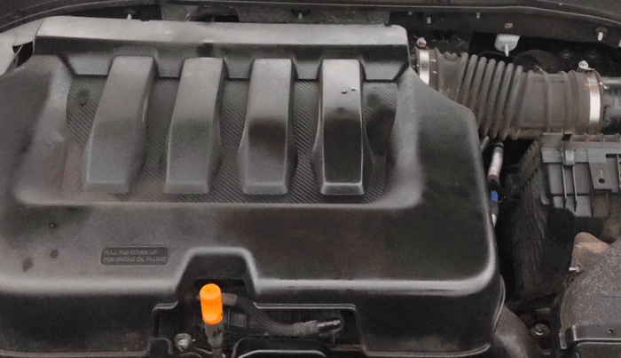 2023 Mahindra XUV700 AX 5 P MT 5 STR, Petrol, Manual, 19,885 km, Engine View