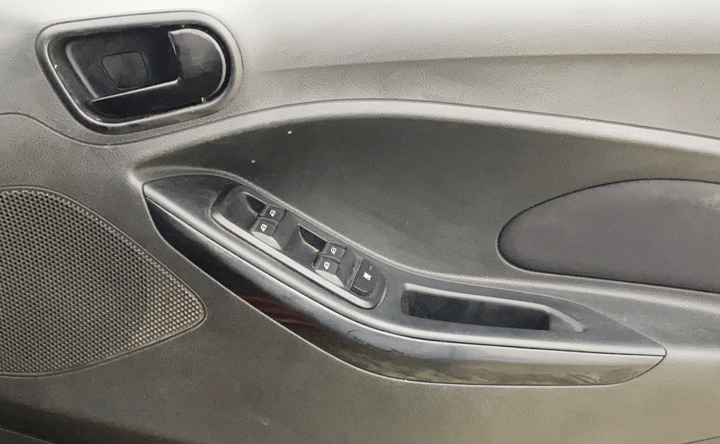2020 Ford New Figo TREND 1.2 PETROL, Petrol, Manual, 44,524 km, Driver Side Door Panels Control