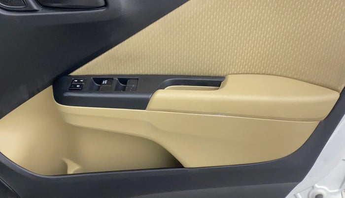 2021 Honda City 1.5L I-VTEC SV, Petrol, Manual, 17,187 km, Driver Side Door Panels Control