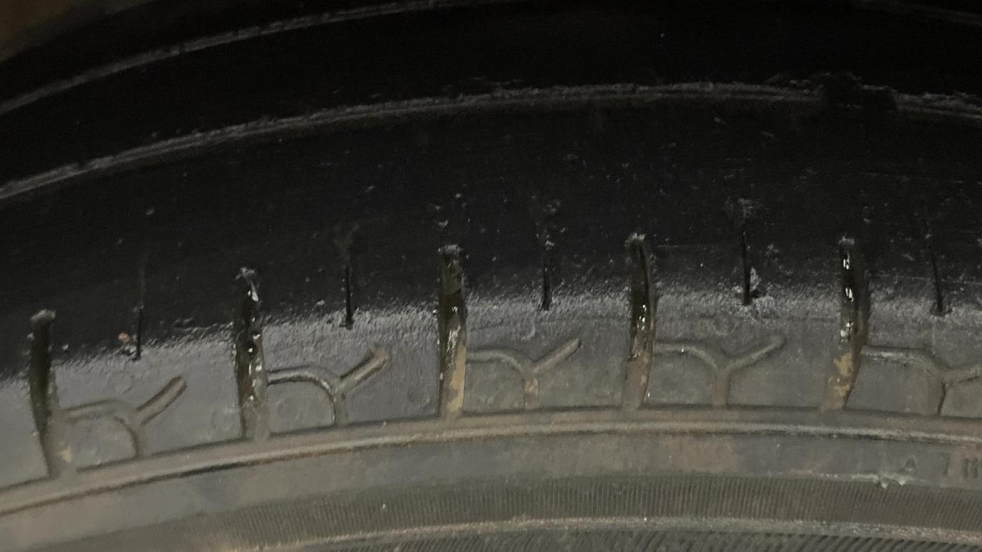 2019 Maruti Alto VXI, Petrol, Manual, 73,400 km, Left Front Tyre Tread