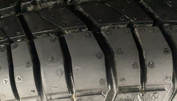 2019 Tata Tiago XZ PETROL, Petrol, Manual, 82,564 km, Left Front Tyre Tread