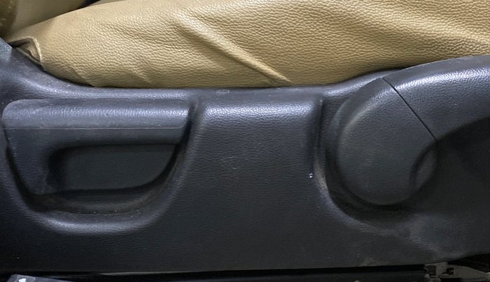 2019 Honda City 1.5L I-VTEC VX, Petrol, Manual, 41,363 km, Driver Side Adjustment Panel