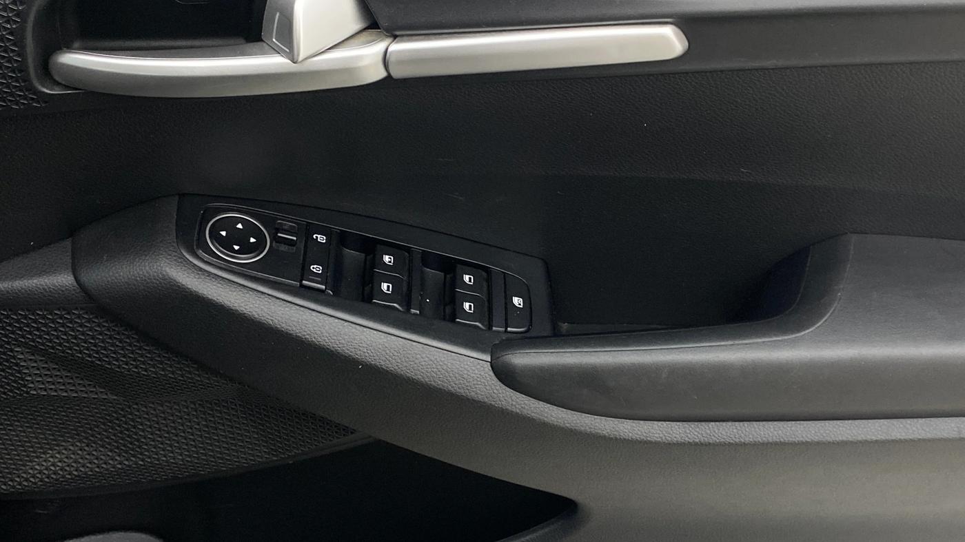 2022 KIA SELTOS HTK 1.5 PETROL, Petrol, Manual, 46,417 km, Driver Side Door Panels Control