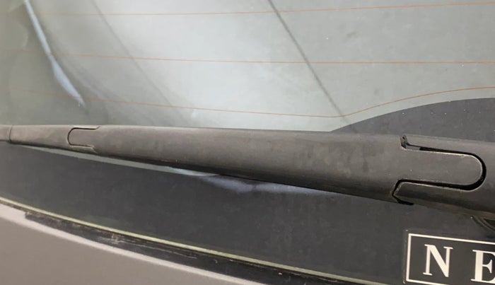 2020 Maruti S Cross ALPHA AT1.5, Petrol, Automatic, 31,990 km, Rear Wiper