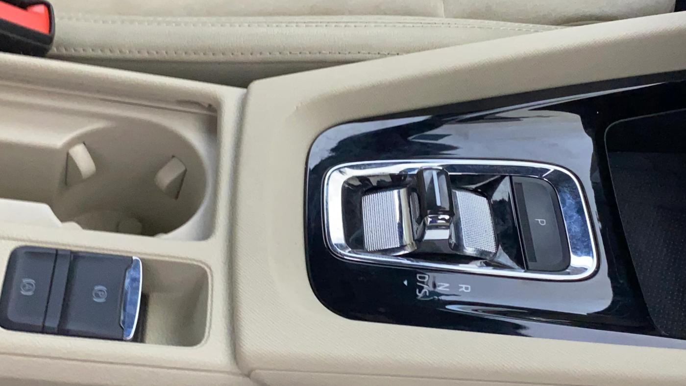 2022 Skoda Octavia L&K 2.0 AT, Petrol, Automatic, 33,747 km, Gear Lever