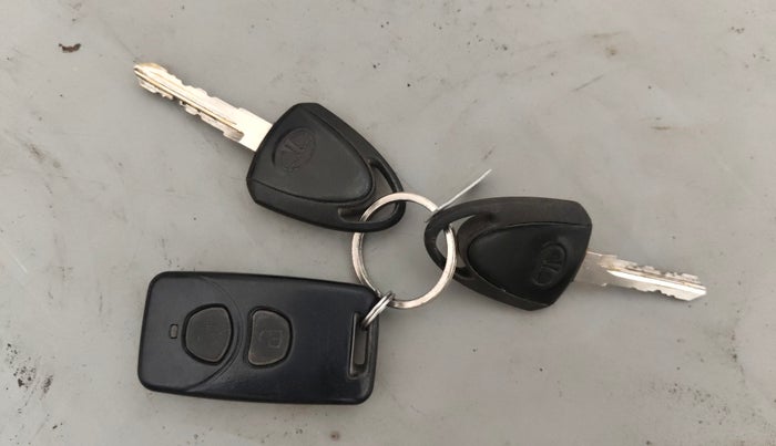 2015 Tata Nano TWIST XT, Petrol, Manual, 6,772 km, Key Close Up