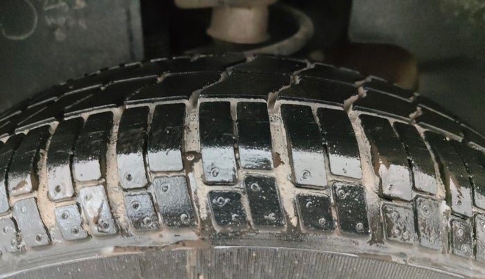 2015 Tata Nano TWIST XT, Petrol, Manual, 6,772 km, Left Rear Tyre Tread