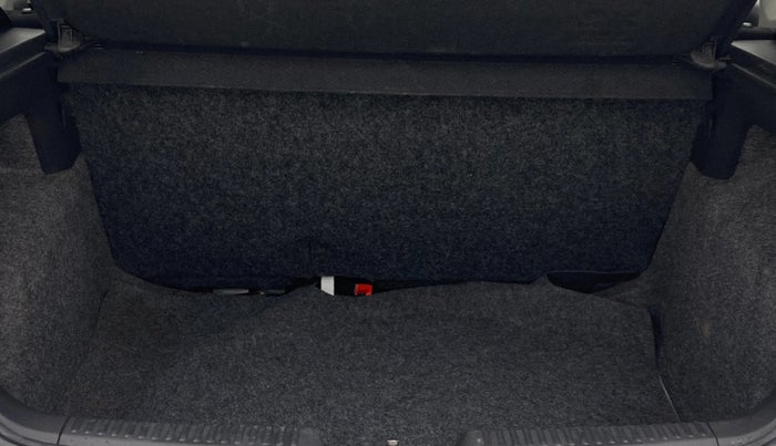 2019 Volkswagen Polo COMFORTLINE 1.0L MPI, Petrol, Manual, 34,779 km, Boot Inside