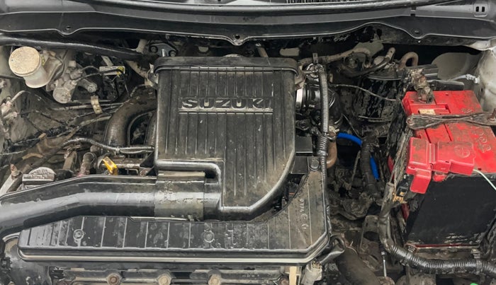 2016 Maruti Swift LXI (O), Petrol, Manual, 43,861 km, Engine View