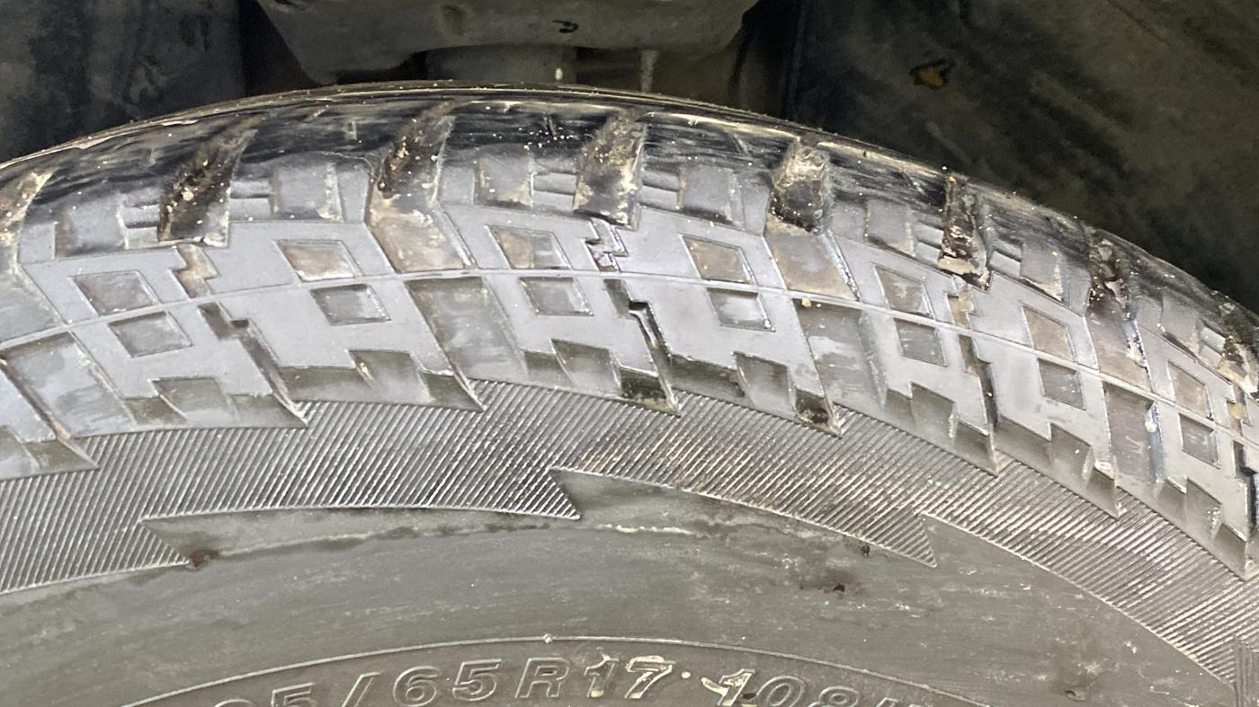 2023 Tata Harrier XT PLUS 2.0L KRYOTEC DARK EDITON, Diesel, Manual, 85,779 km, Left Front Tyre Tread