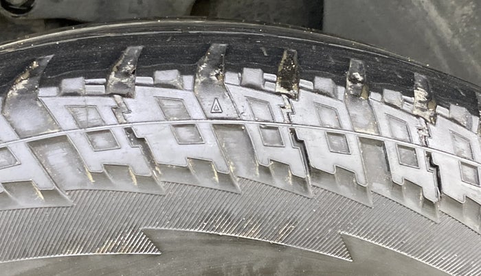 2023 Tata Harrier XT PLUS 2.0L KRYOTEC DARK EDITON, Diesel, Manual, 85,683 km, Left Rear Tyre Tread