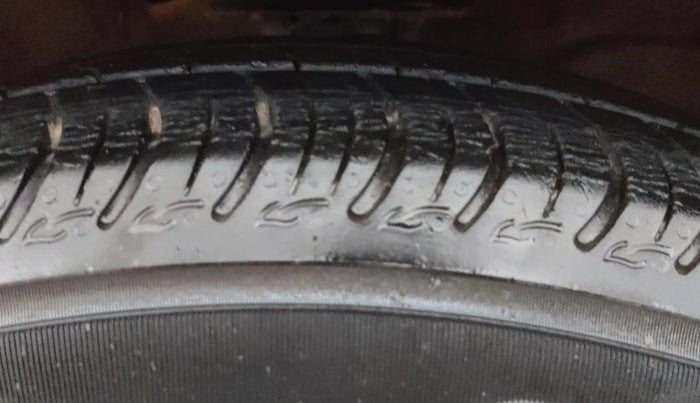 2021 Maruti S PRESSO VXI PLUS AMT, Petrol, Automatic, 49,254 km, Right Front Tyre Tread