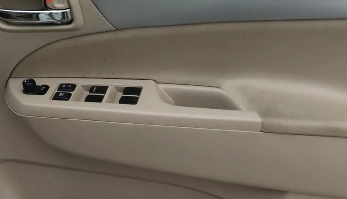 2017 Maruti Ertiga ZDI SHVS, Diesel, Manual, 39,596 km, Driver Side Door Panels Control