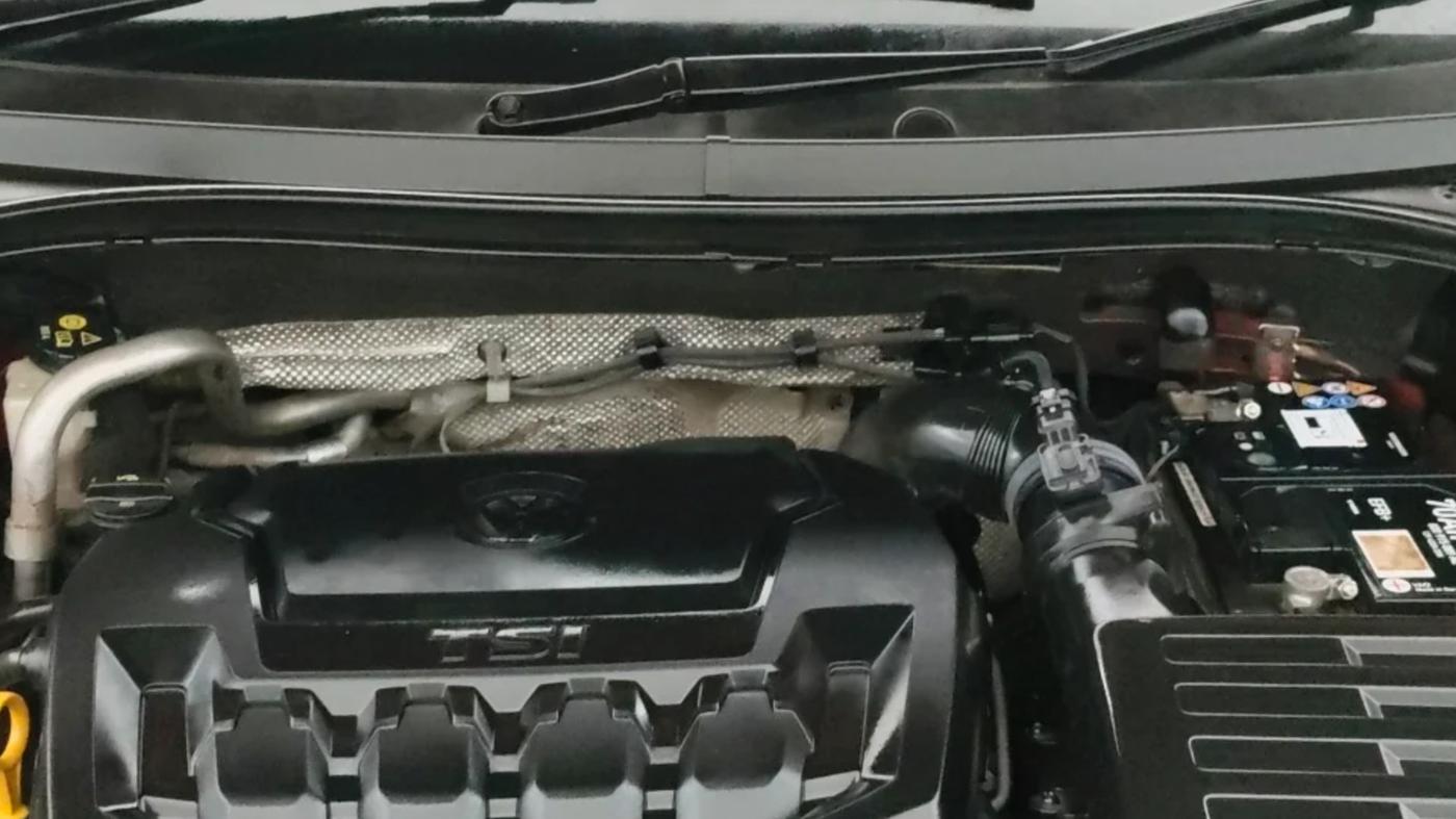 2019 Volkswagen TIGUAN ALL SPACE 2.0 TSI, Petrol, Automatic, 50,534 km, Engine View