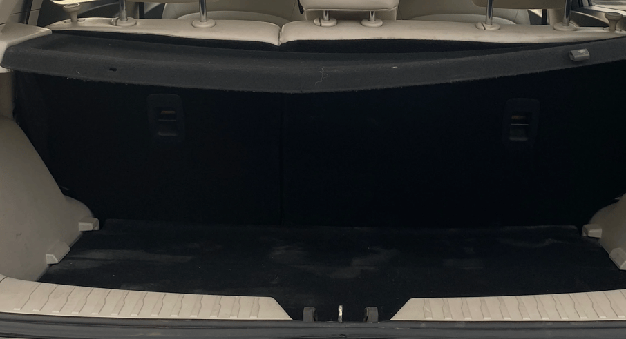 2020 Mahindra XUV300 W8 (O) 1.2 PETROL, Petrol, Manual, 56,459 km, Boot Inside