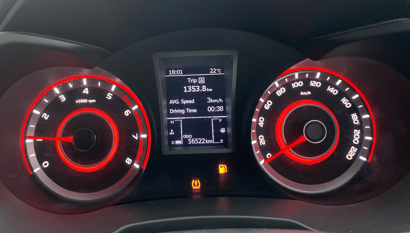 2020 Mahindra XUV300 W8 (O) 1.2 PETROL, Petrol, Manual, 56,459 km, Odometer Image